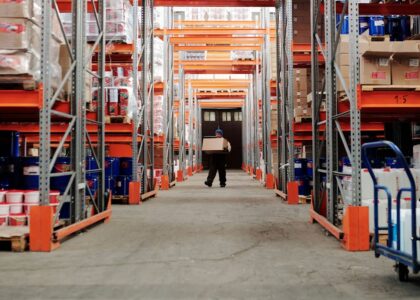 Smart Logistics: Boost Warehouse Efficiency with Handling